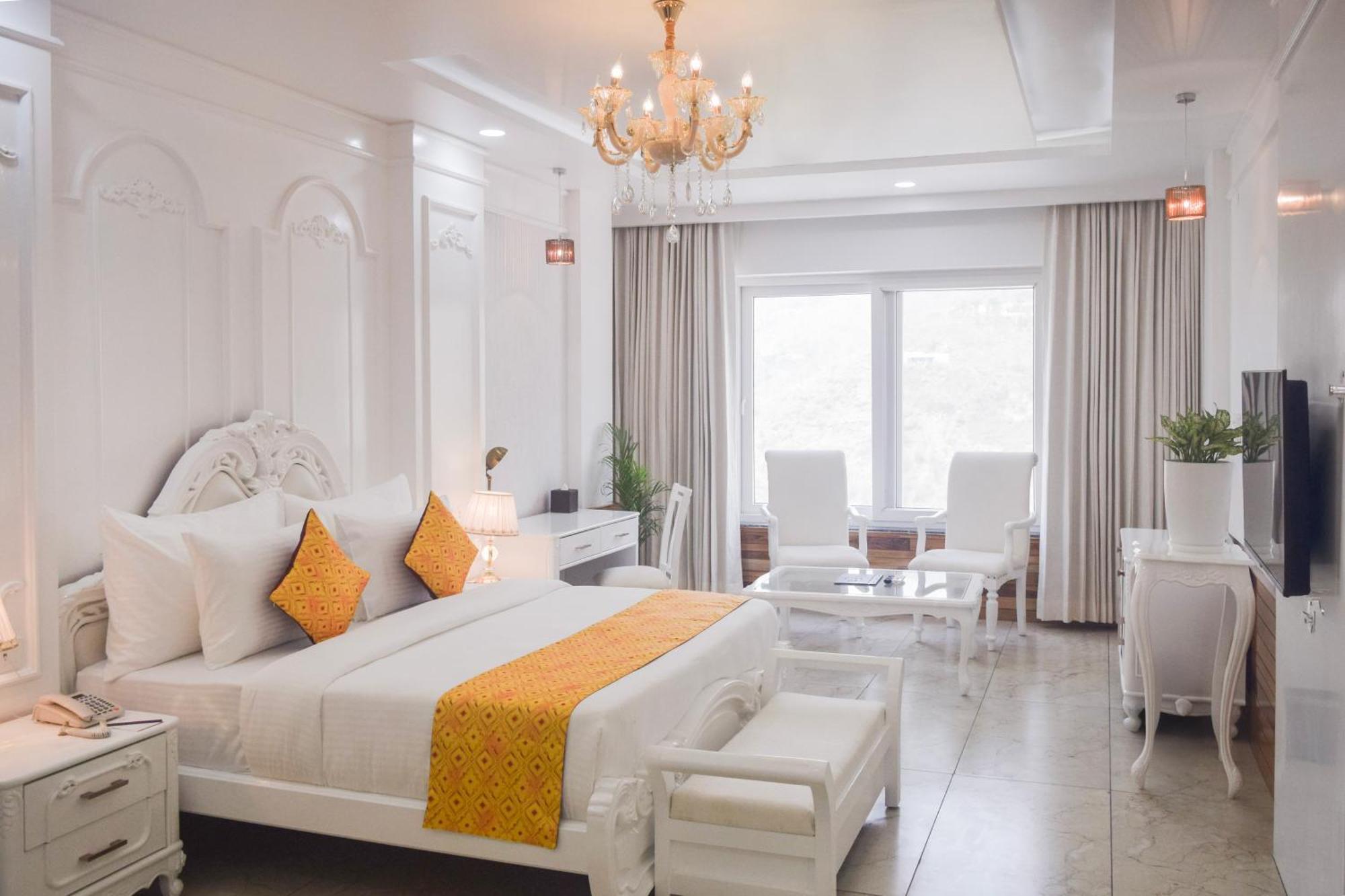 Hotel Sterling Kastoori Rudraprayāg Zewnętrze zdjęcie